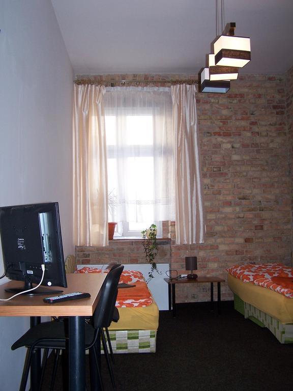 بوزنان Film Hostel المظهر الخارجي الصورة