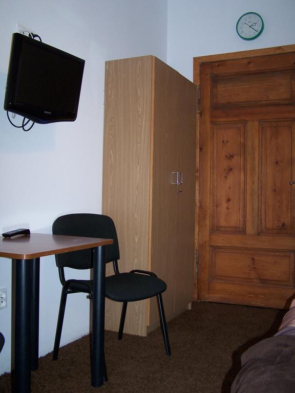 بوزنان Film Hostel المظهر الخارجي الصورة