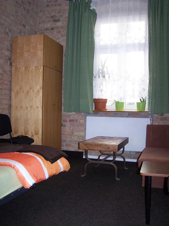 بوزنان Film Hostel المظهر الخارجي الصورة