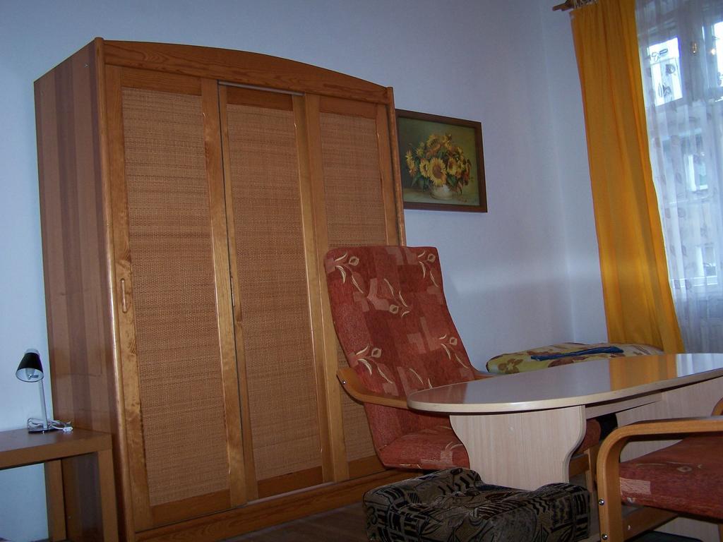 بوزنان Film Hostel المظهر الخارجي الصورة