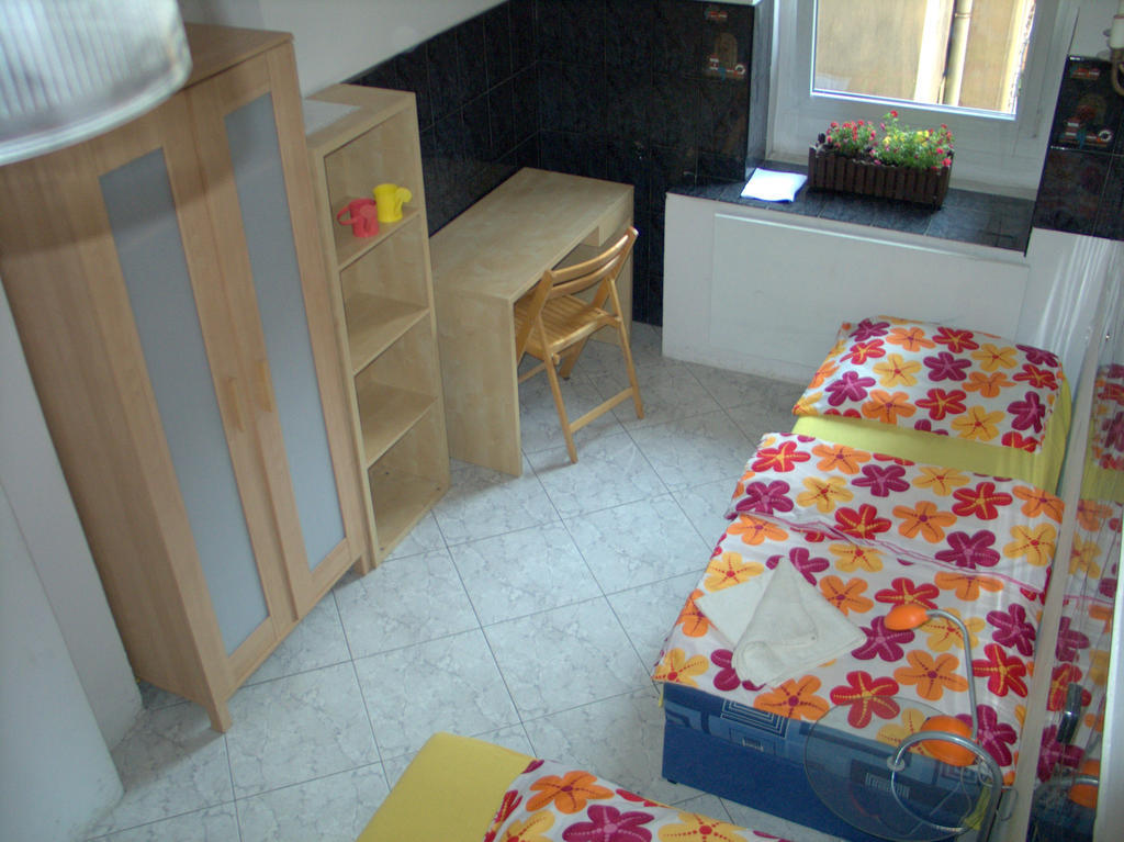 بوزنان Film Hostel المظهر الخارجي الصورة