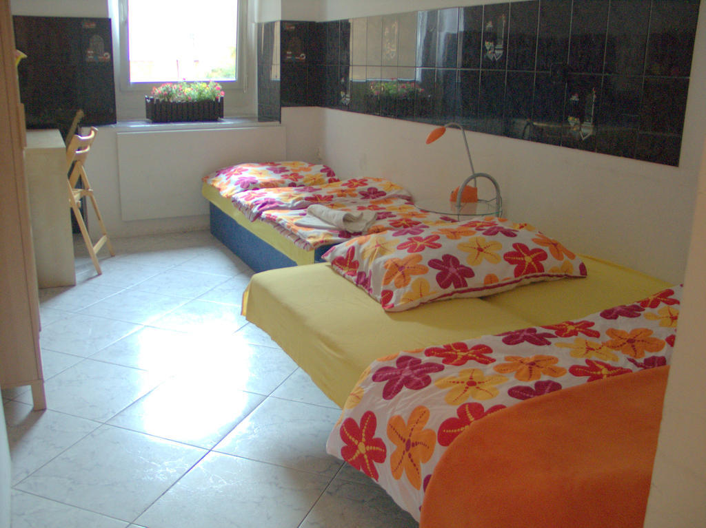 بوزنان Film Hostel المظهر الخارجي الصورة