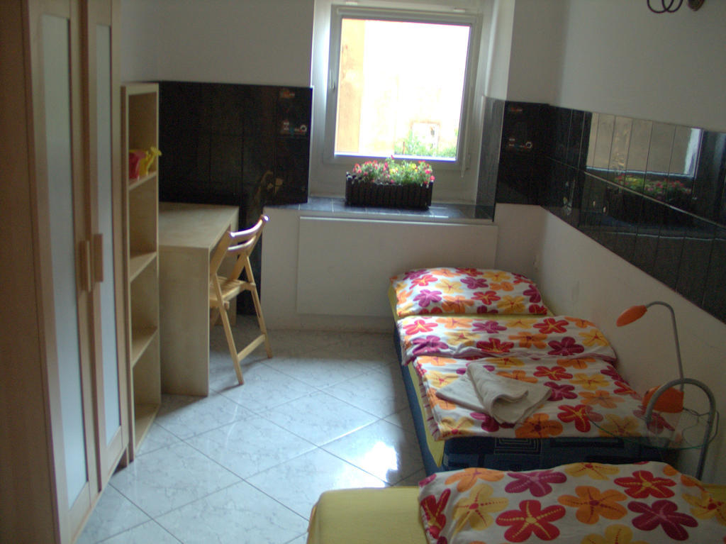 بوزنان Film Hostel المظهر الخارجي الصورة